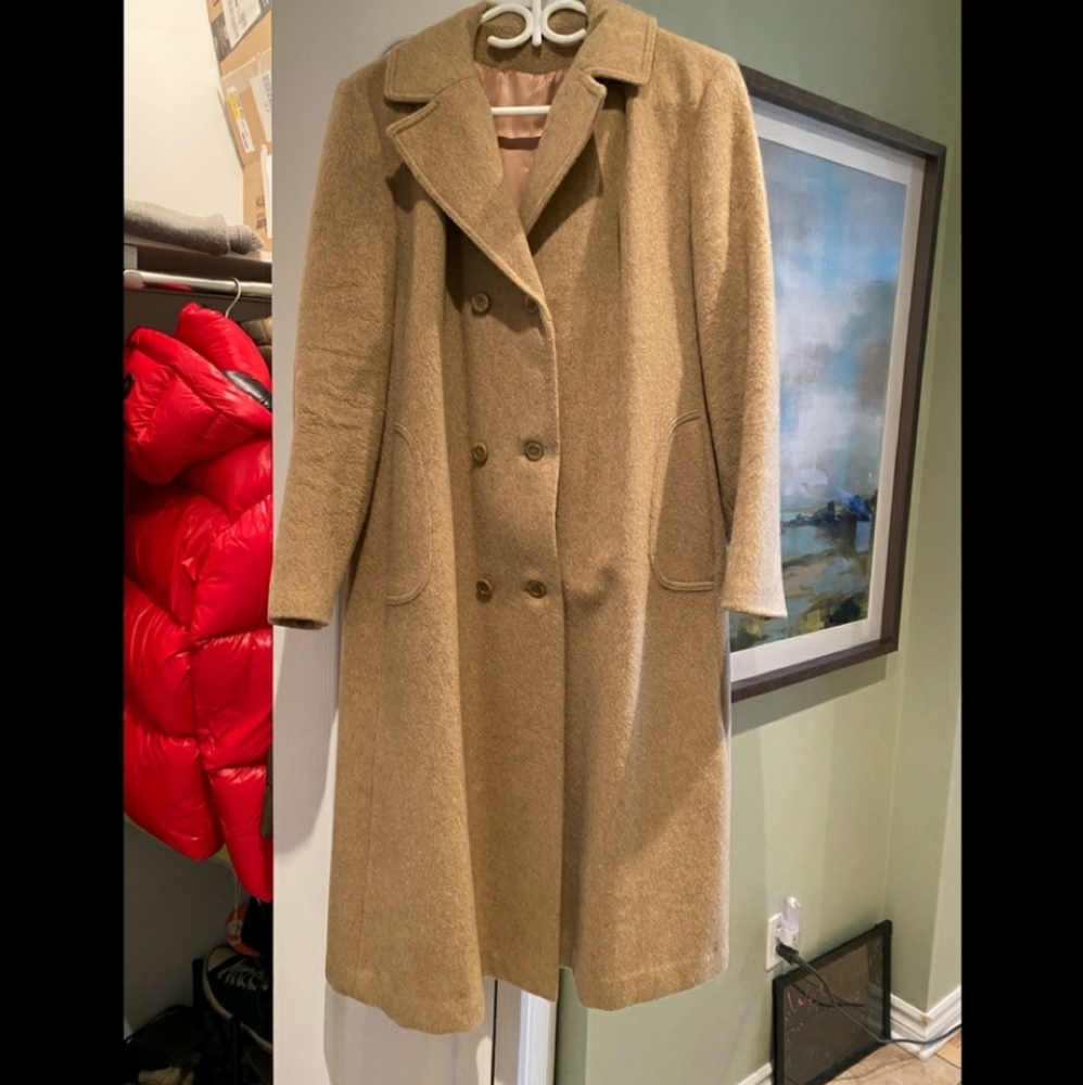 Perfect timeless camel sand trench coat